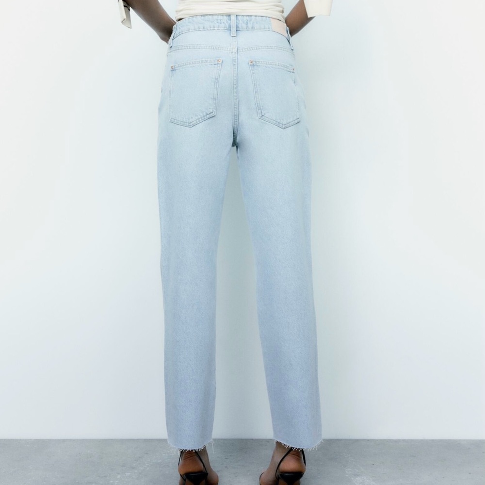 Zara Z1975 HIGH-RISE STRAIGHT JEANS light wash - Picture 5 of 14